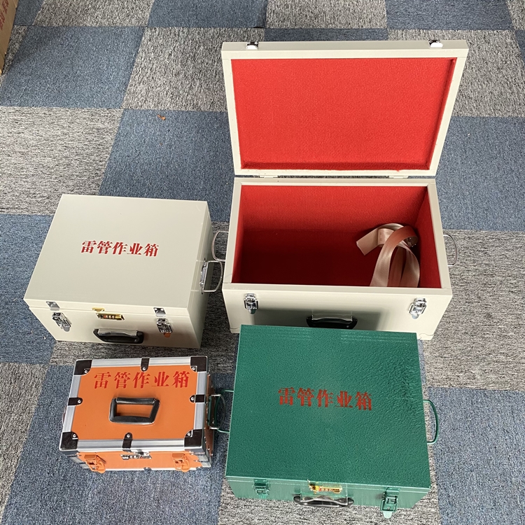连山爆破工程作业箱如何选择？玻璃钢与传统材质的全面对比